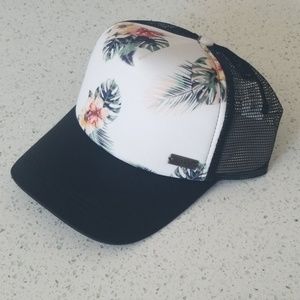 Roxy Trucker Hat